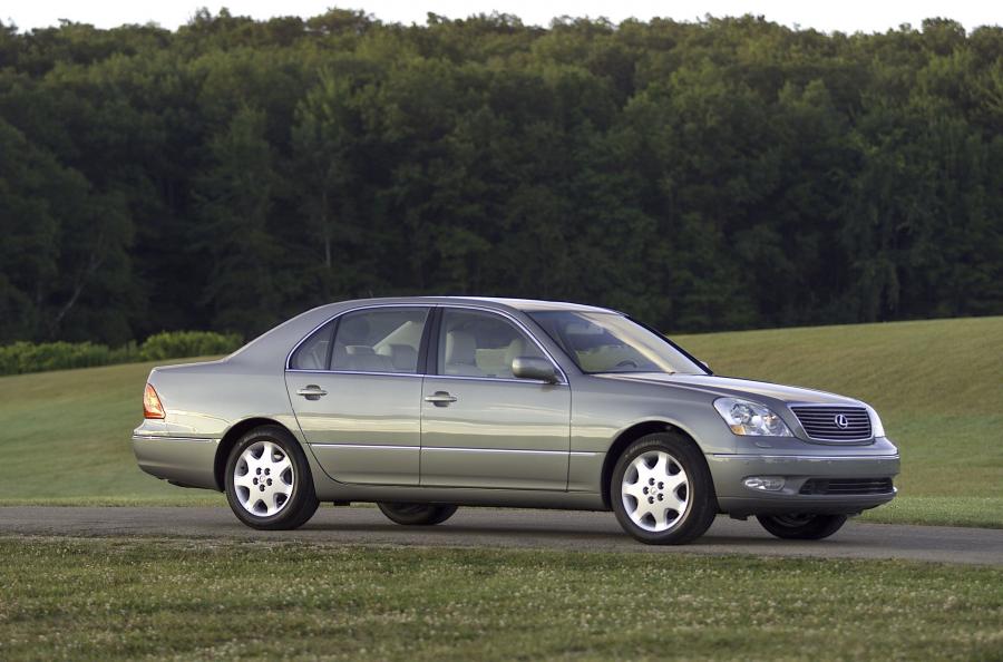  Lexus LS430 2001 года  (фото 51 из 56)